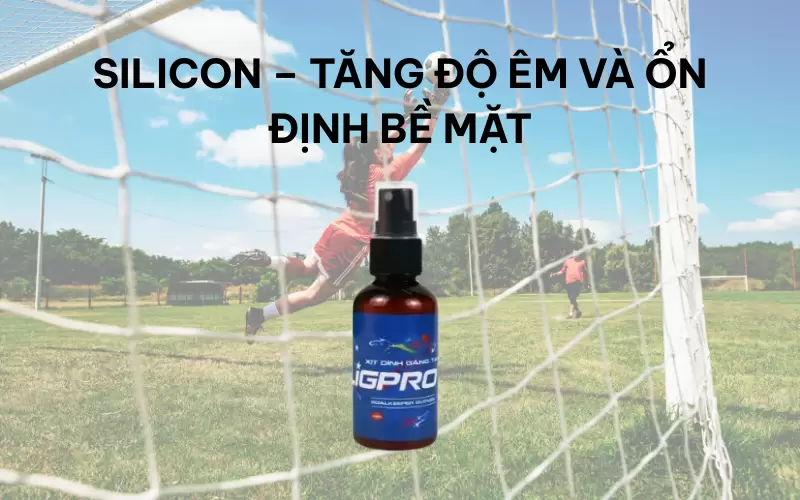 Bí mật sau mỗi bình xịt găng tay thủ môn trên sân cỏ