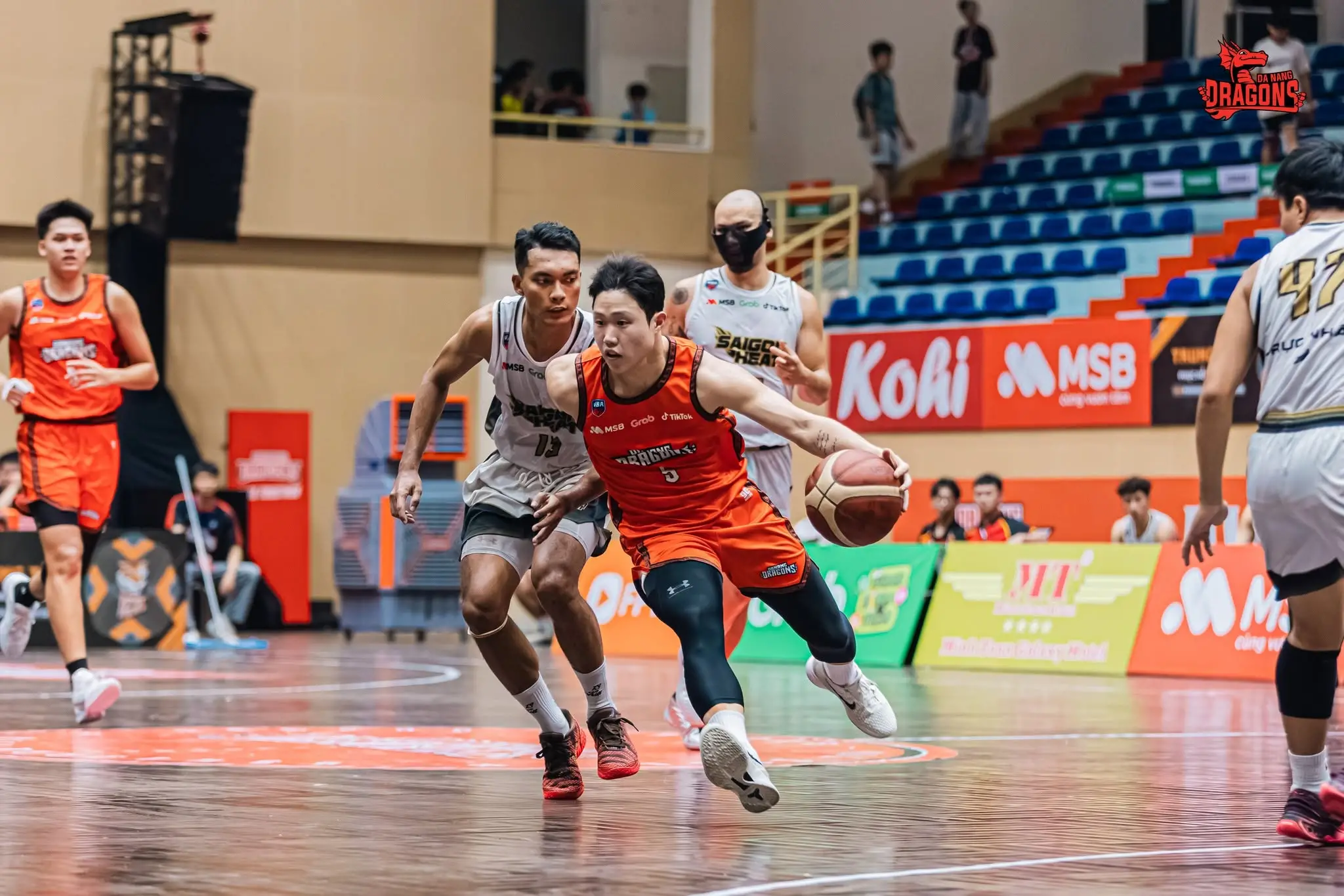 VBA 2026: Danang Dragons thu về nhiều giá trị sau cuộc đối đầu với Saigon Heat
