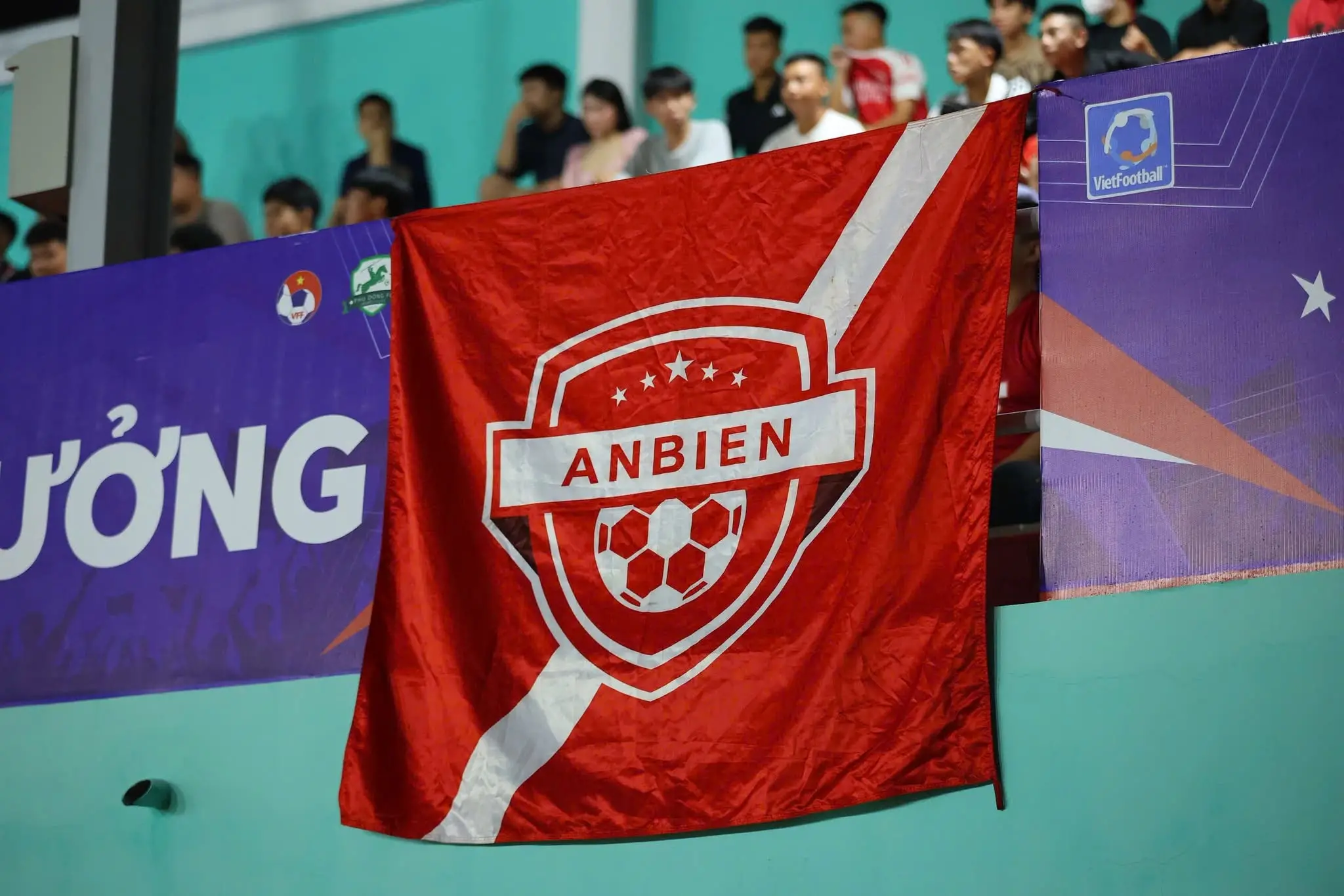 An Biên FC: Bản Lĩnh Nhà Vô Địch Trên Hành Trình Chinh Phục Bảng Xếp Hạng SPL-S8