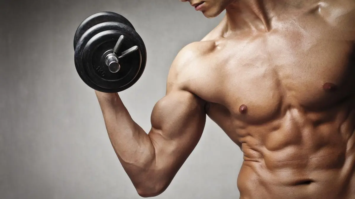 Mới Tập Gym Bị Đau Cơ Có Nguy Hiểm Không? Sự Thật Về Hội Chứng DOMS Và Cách Phục Hồi Thần Tốc