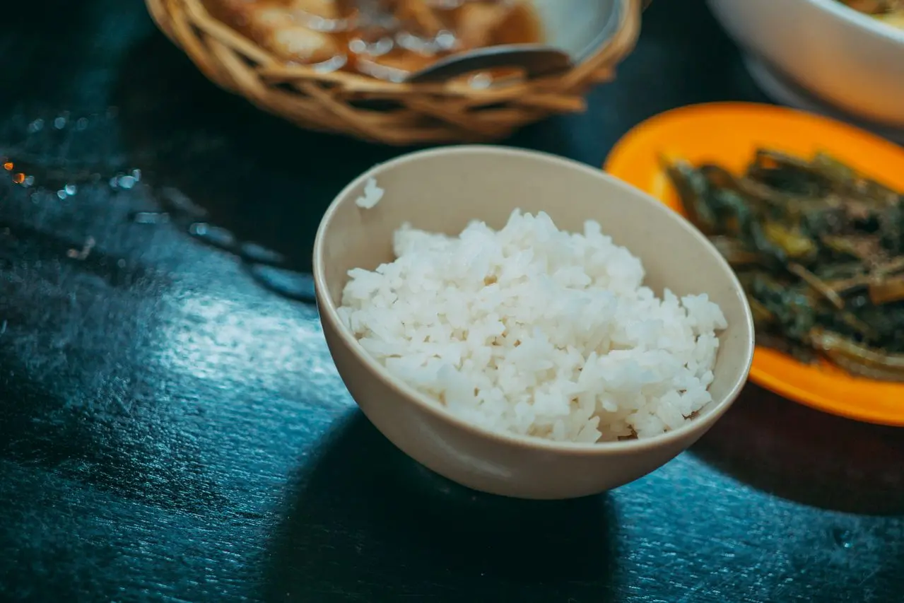 Một Bữa Ăn Cần Có Những Chất Gì Để Đảm Bảo Dinh Dưỡng Và Sức Khỏe?