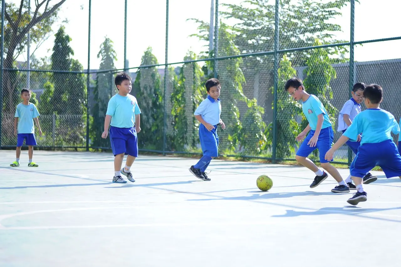 Học Sinh Nên Tập Thể Thao Bao Nhiêu Phút Mỗi Ngày? Hướng Dẫn Vận Động Khoa Học Cho Lứa Tuổi Học Đường