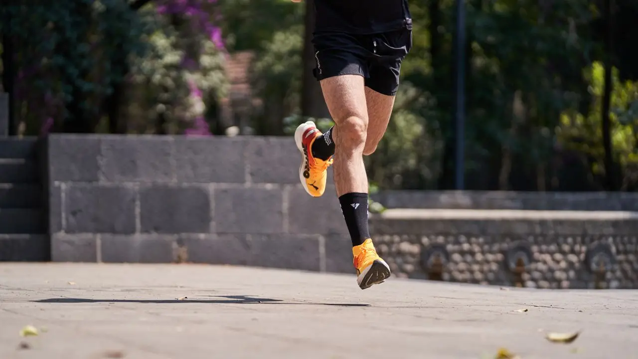 Đau Cổ Chân Khi Chạy: Nguyên Nhân & Cách Khắc Phục Hiệu Quả Cho Runner